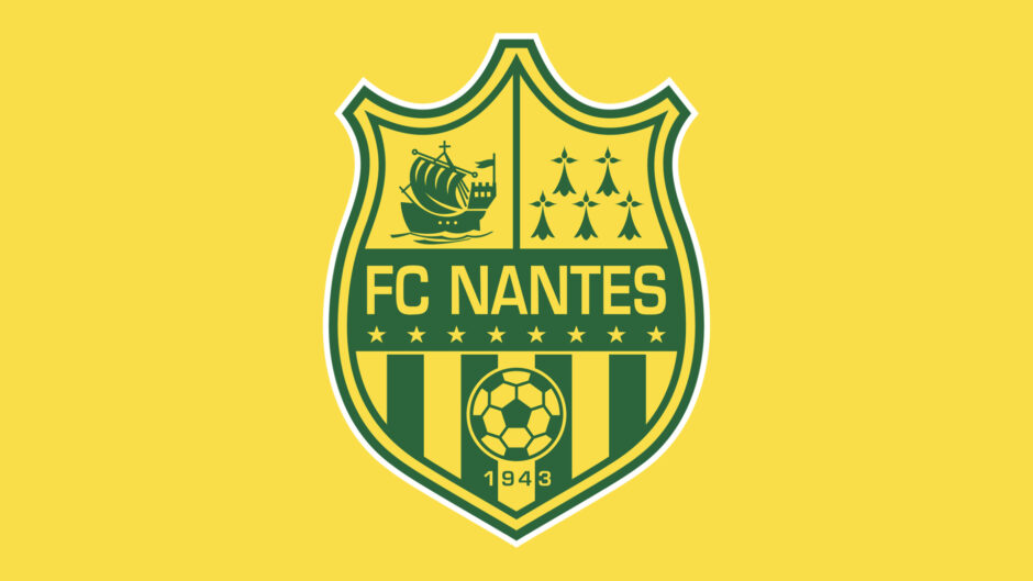 Nantes F . C フランス製です。